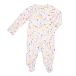 GUC Skys the Limit Magnetic Me Sleeper